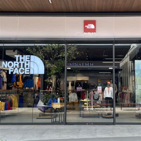 the north face outlet website.